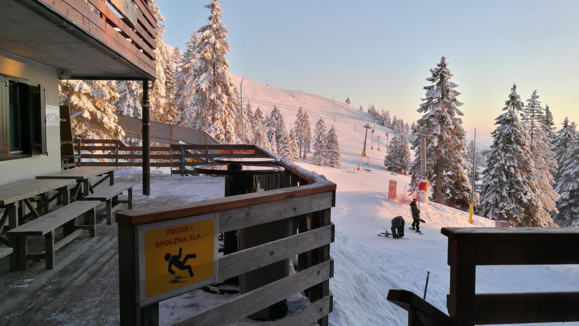 Accommodation And Restaurant Tia Церкле на Горенскем Екстериор снимка